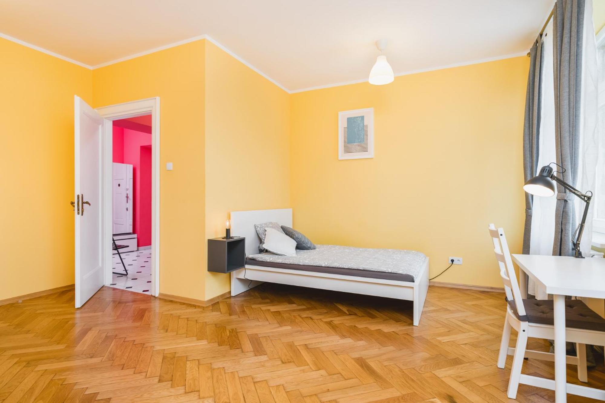 Modern Urban Escape - Old Town - By Upstairs Cracovia