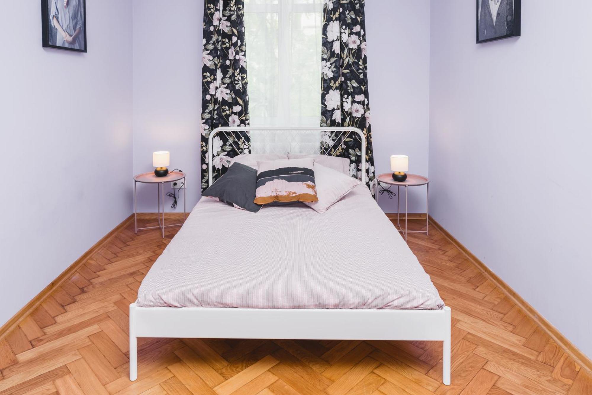 Apartment Modern Urban Escape - Old Town - By Upstairs *